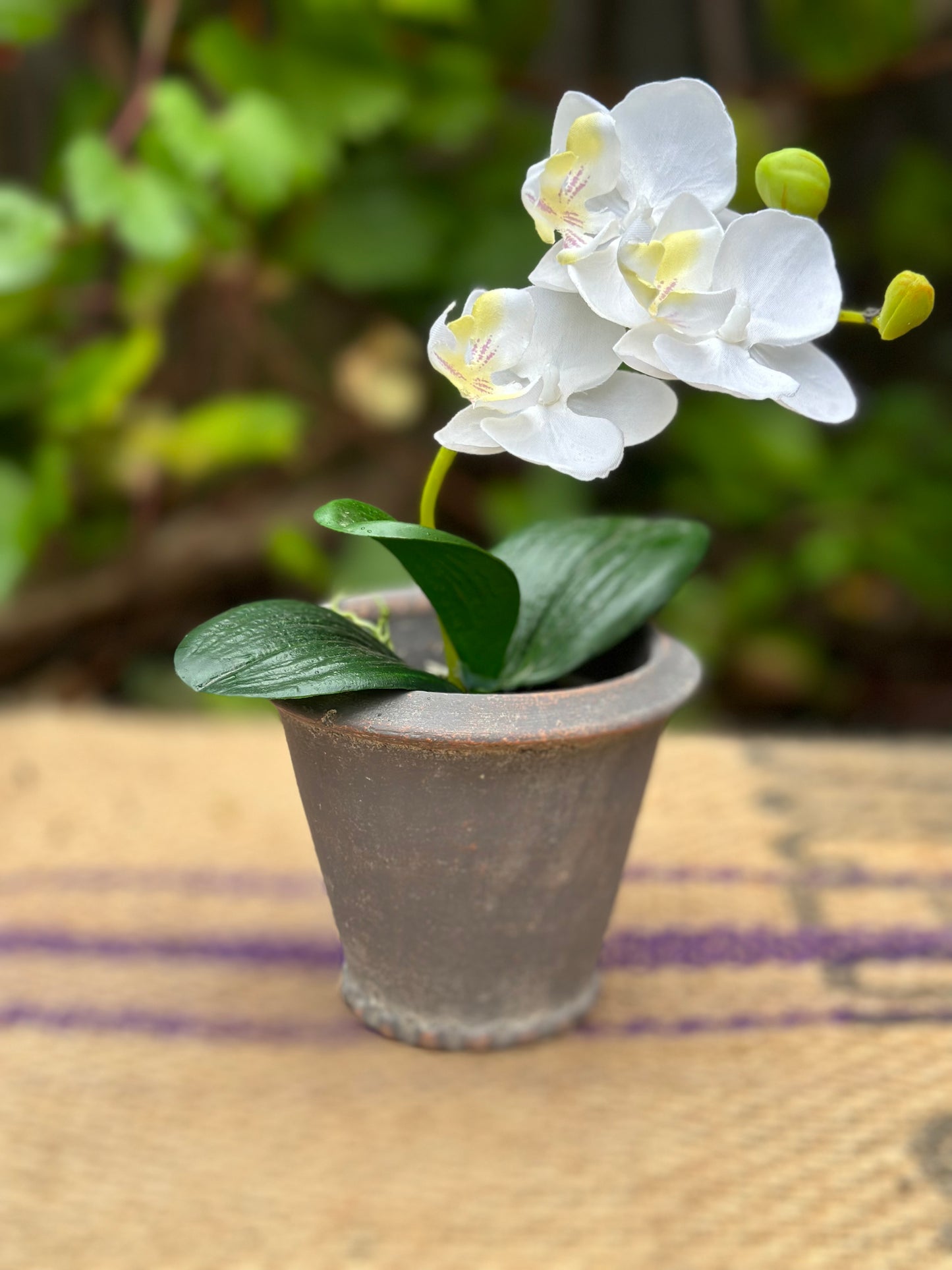 small grey pots