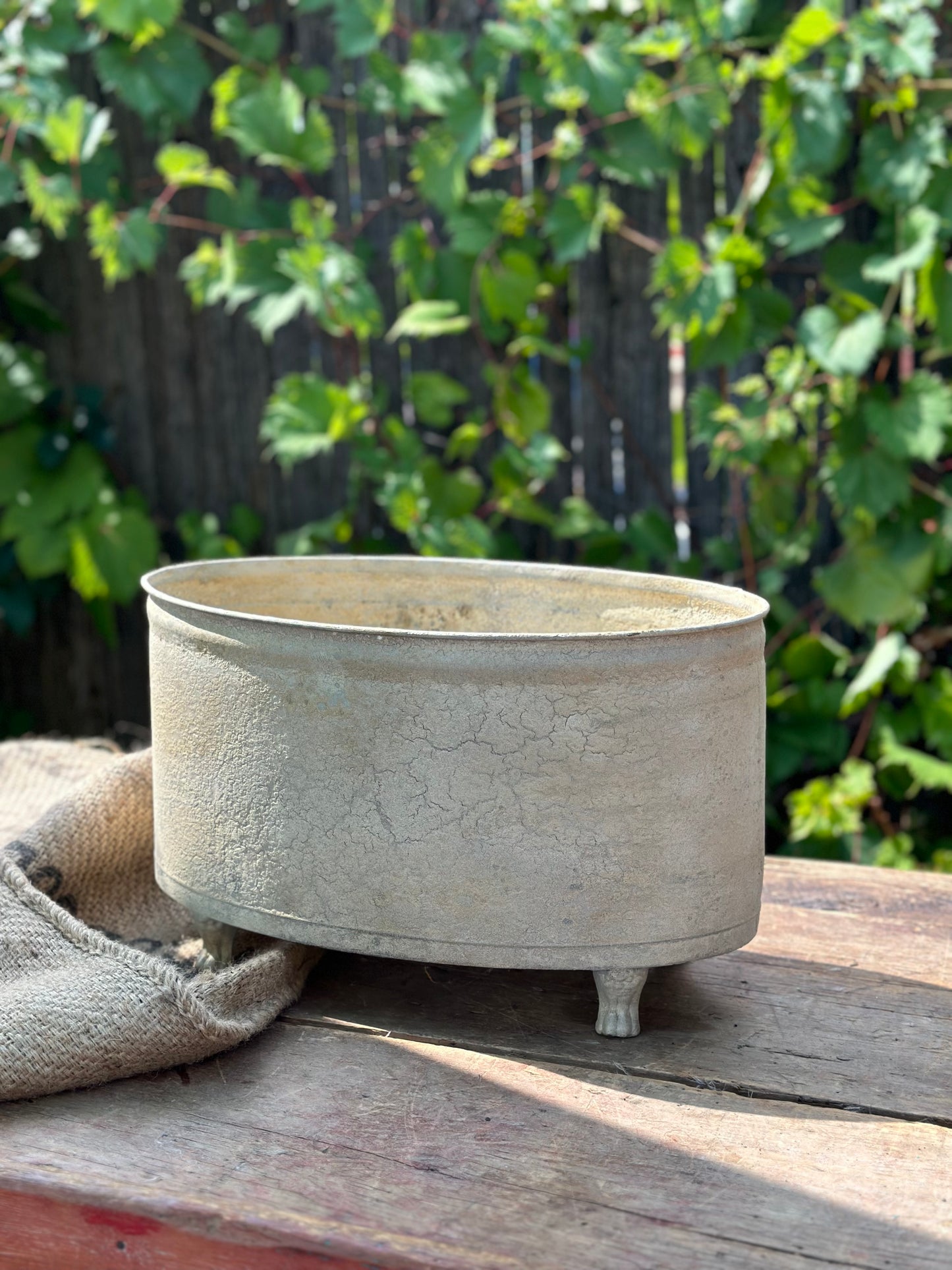Distressed Metal - Cream Oval Planter with Feet